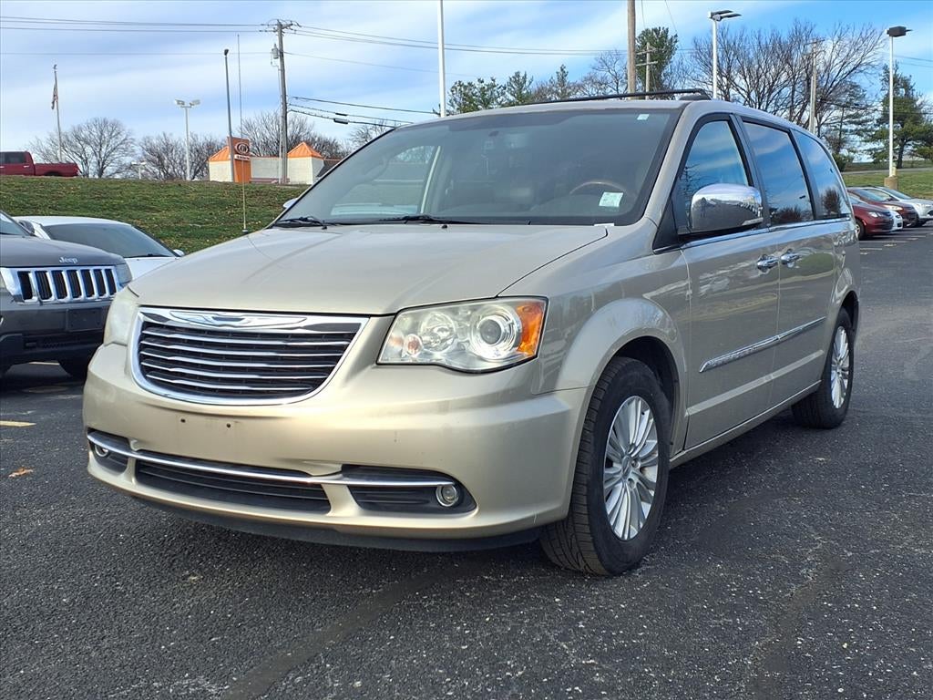 2014 Chrysler Town and Country